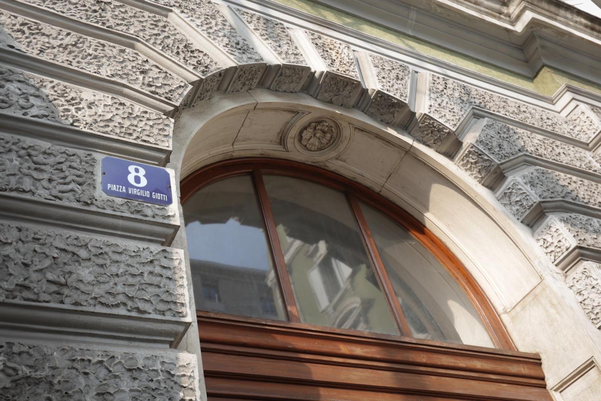 Residence Piazza Giotti 8 Τεργέστη Εξωτερικό φωτογραφία